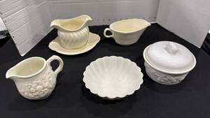 lot 2201 image: Franciscan Ware Coronado gravy boat, gravy boat marked USA and other dishes