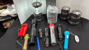 lot 2212 image: Bell Howell lights, Mag Lite and other flashlights