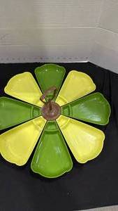 lot 2248 image: Superlon Plastic Serving Trays Snacks MCM with Handled Stand 17