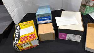 lot 2268 image: Klasp envelopes, greeting card envelopes
