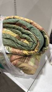 lot 2305 image: JC Penney full size bedspread, bed skirt and 2 shams