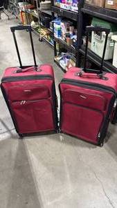 lot 2329 image: 2 Tag travel bags with wheels