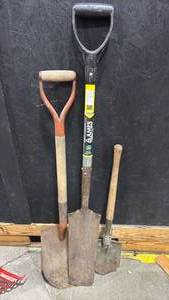 lot 2410 image: Garden Shovels