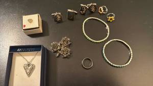 lot 2502 image: Cufflinks, bracelets and more