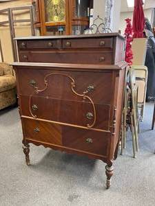 lot 3001 image: Antique rolling 6 drawer dresser49 x 36 x 19 in