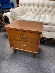 lot 3007 image: MCM 2 drawer nightstand22 x 20 x 14 in