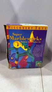 lot 6002 image: Discovery toys Super marble Works raceway construction set