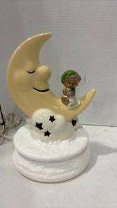 lot 6011 image: Moon and Bear Night Light Lamp