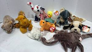 lot 6017 image: Ty Beanie Babies Collection with Camel and more
