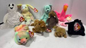 lot 6023 image: More Ty Beanie Babies with Walruses
