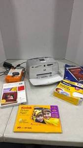 lot 6078 image: HP  Photosmart 325, photo paper and more