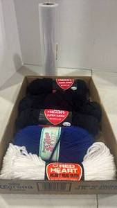 lot 6086 image: Yarn and more