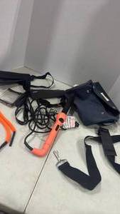 lot 6090 image: Travel bags, PYT curling wand and more