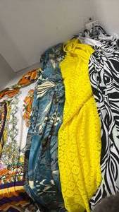 lot 1259 image: Dresses size XL