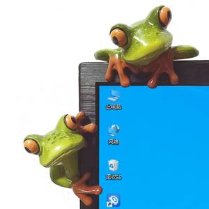 lot 6076 image: KEYUM 2 PCS Resin Frogs Decor, Adorable Funny Frog Figurine 3D Creative Craft Animal Figure Gift, Office Desk Monitor Computer Decoration