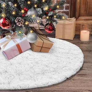 lot 4125 image: Dremisland Christmas Tree Skirt 48 inches White Christmas Tree Skirt with Silver Sequin Snowflakes Luxury Faux Fur Plush Xmas Tree Skirt Holiday Party Christmas Decorations (48inch122cm, Sliver)