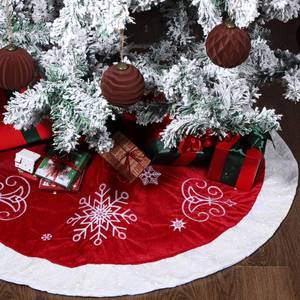 lot 4166 image: 48inch Christmas Tree Skirt Red Luxury Velvet Plush Fur Skirts Snow Sequin Embroidery Tree Skirts with White Lace Trim Decor Xmas Velvet Trees Skirt for Christmas Holiday Party Home Decorations