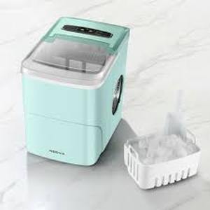 lot 5855 image: Insignia Portable Ice Maker NS-IMP26MT2