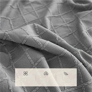lot 6206 image: Seat cover color gray approximately 22x22 in