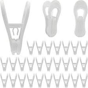 lot 6285 image: White Plastic Curtain Hooks Set Of 19