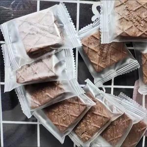 lot 16332 image: 200 Pieces Candy Wrappers, 4.33 X 5.91in Nougat Wrappers, Wax Candy Wrappers for Caramels, Nonstick Clear Semi-sealer Cellophane Wrapping Packaging For Homemade Taffy Nougatin