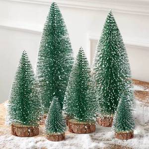 lot 13545 image: Mini Christmas Trees Christmas Decor Artificial Christmas Decorations with 4 Sizes, Christmas Tree Bottle Brush Trees Christmas Table Decorations (6pcs Green)