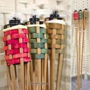 lot 3384 image: Bamboo Tiki Torch Set of 3
