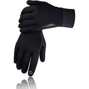 lot 10490 image: Simdri Winter essentials gloves with maybe a heater