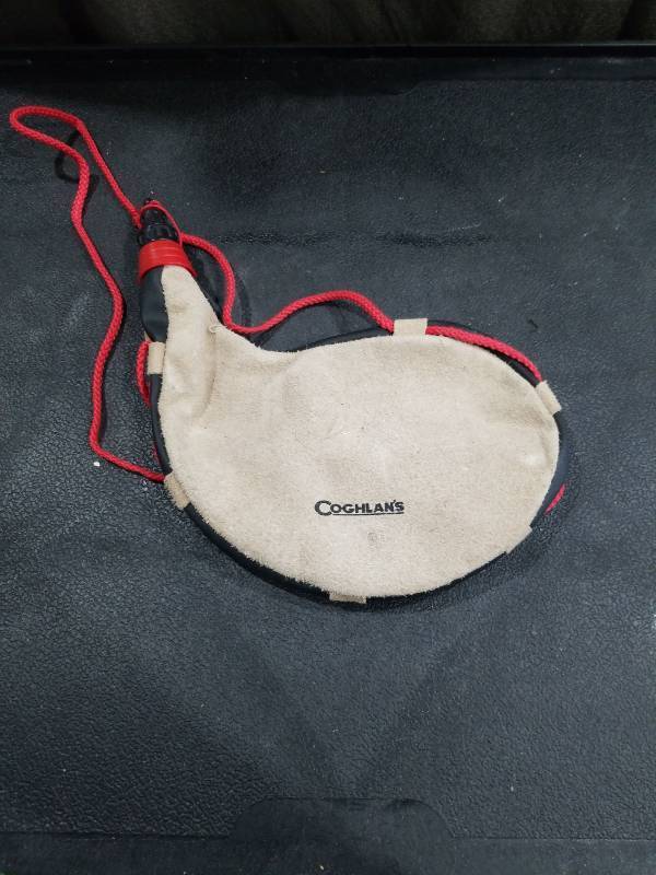 lot 543 image: Coghlans Bota Water Bag Canteen
