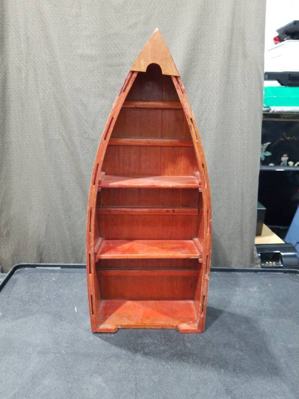 lot 733 image: Wooden Boat Shaped Display Shelf