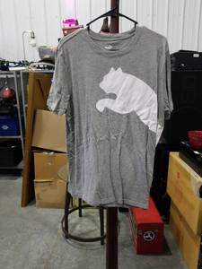 lot 3356 image: Puma Big Cat Logo T-Shirt Size Large