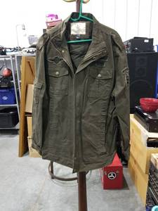 lot 3368 image: Wenven Military Style Utility Jacket 2XL