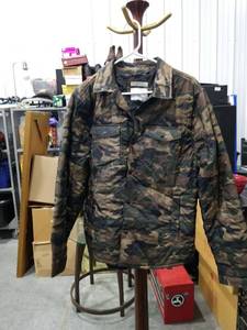 lot 3372 image: Goodfellow & Co Camouflage Water Resistant Jacket