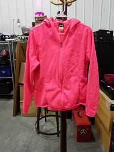 lot 3380 image: Avia Hot Pink Mesh Athletic Jacket LG (12-14)