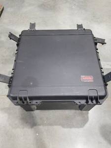 lot 3434 image: SKB Heavy-Duty Equipment Case