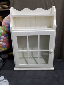 lot 3441 image: White Wood Wall Display Cabinet with Glass Door