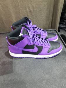 lot 3471 image: Nike Dunk High Retro Size 13