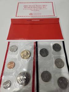 lot 3515 image: 2002 US Mint Uncirculated Coin Set - Denver Mint