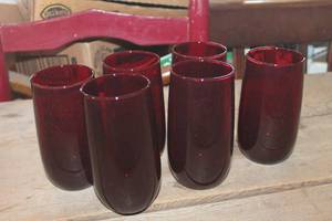 lot 3309 image: 6-Vintage Ruby Red Glasses