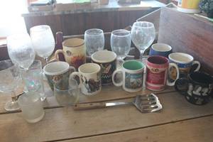 lot 3337 image: Coffee Mugs and More