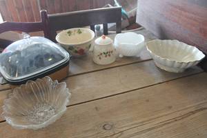 lot 3348 image: Vtg. Serving Bowls and More