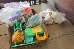 lot 3349 image: Build A Bear Boots, Hat and More