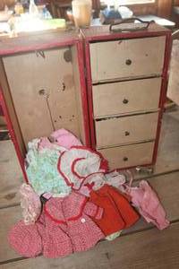 lot 3355 image: Vintage Doll Trunk with Clothes