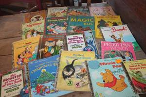 lot 3390 image: 17- Vintage Little Golden Books & More