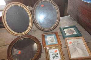 lot 3439 image: Picture Frames and More