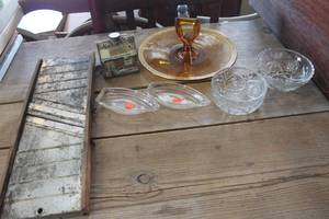 lot 3453 image: Vtg. Amber Glass Serving Dish and More