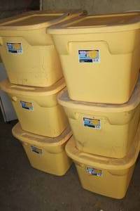 lot 3455 image: 6-18 Gallon Yellow Rubbermaids