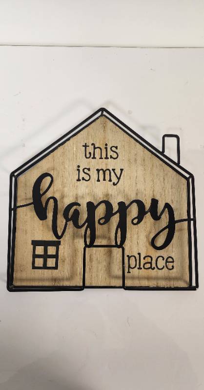 lot 67425 image: This Is My Happy Place House Wall Sign - Retail $15