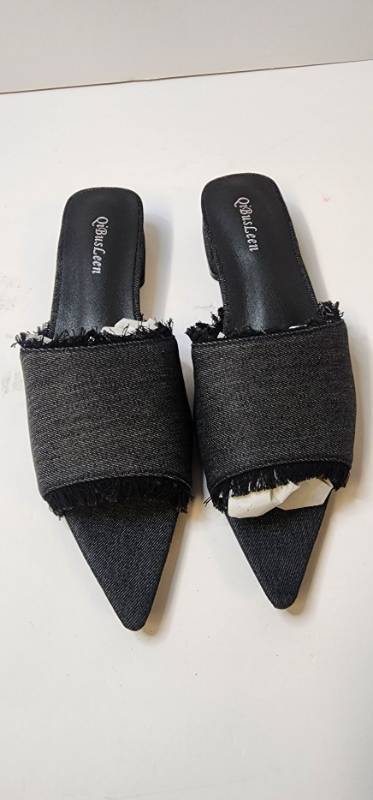 lot 67186 image: Black Denim Pointed Toe Mules Size40