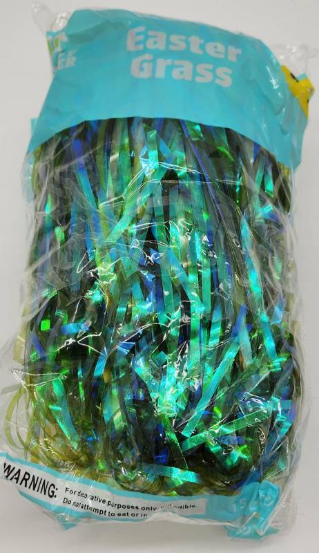 lot 67924 image: Metallic Easter Grass - Blue and Green Mix 2-Pack - Retail $3